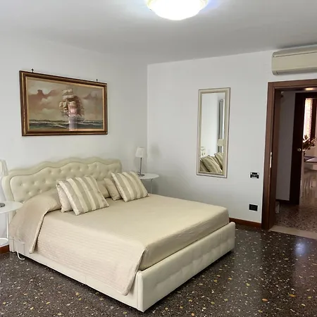 Ca' Delfina Apartament