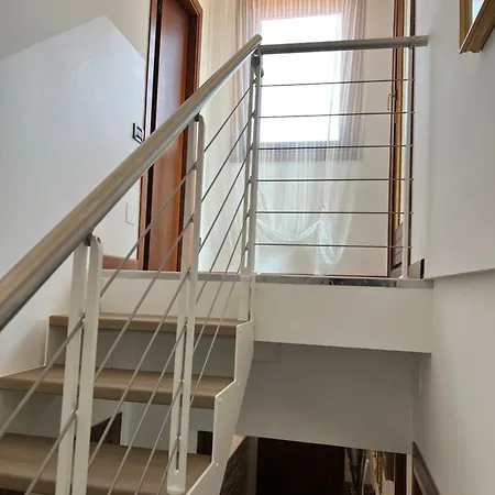 德尔菲娜度假屋