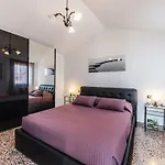 Ca' Delfina البندقية