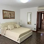 Ca' Delfina Apartment