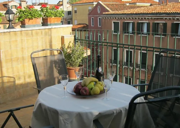 Апартаменты Ca' Delfina Венеция